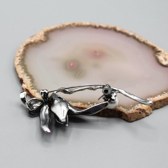 Lotus flower purple pin brooch jewelry fashion white pearl beautiful elegant - Picture 6 of 11